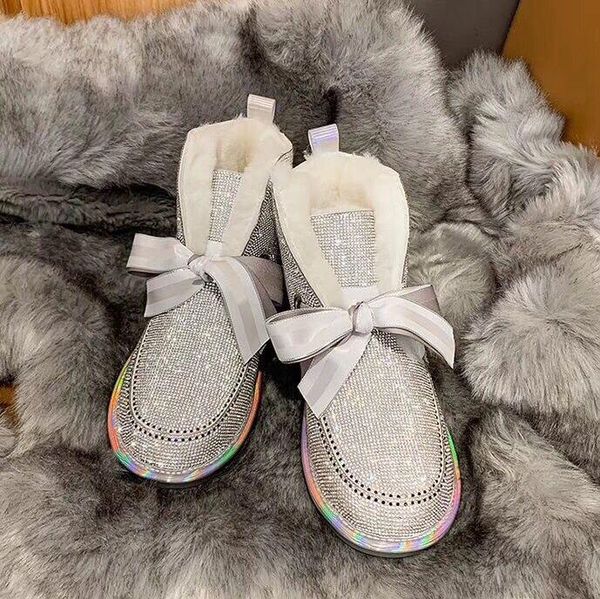 

winter new fur one-piece rhinestone snow boots women's fur ball thick fleece cotton shoes waterproof snow boots warm 2020, Black