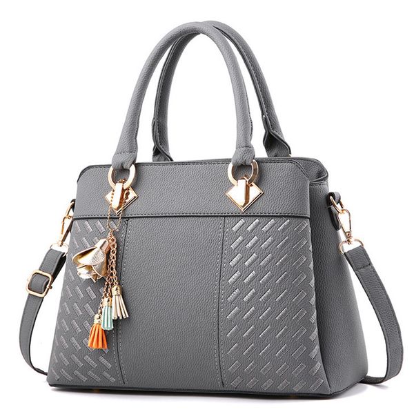 

women's bag 2019 autumn and winter new ladies handbag large capacity wild middle-aged shoulder shoulder bag tide