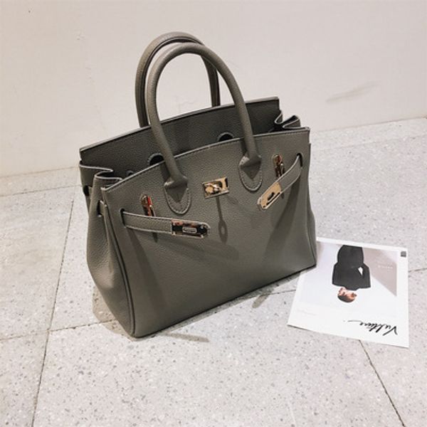 

2019 new fashion single shoulder handbag handbag oblique lychee pattern big bag