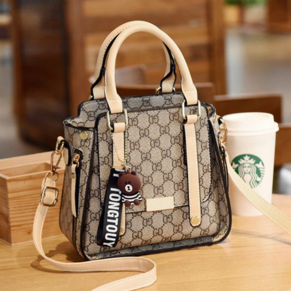 

designer handbags 2020 fashion trend ladies shoulder bag luxury pendant zipper messenger bag