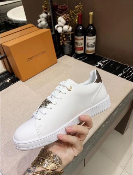 

2019 самых новый вынужденные мужских дешевые женщины с низкими вырезать сетку кожи повседневной обуви один однополые мужских женскую обувь, Black