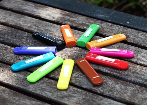

Оригинал HQD Cuvie V1 Одноразовая Vape Pen 280mAh более 300 пуфы е-сиг Одноразовые устройства HQD США монопольно