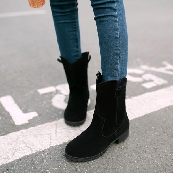 

women's winter round head suede flat boots, Black