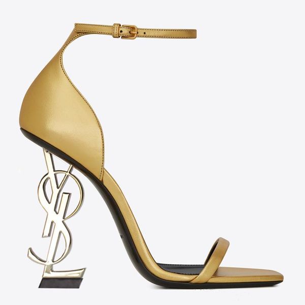 

2019 горячие продажи новый сексуальная обувь женщина летом пряжка ремень заклепки