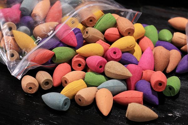 

70 pcs/bag Hollow Backflow Incense Natural Rose Lavender Sandalwood Incense Cones