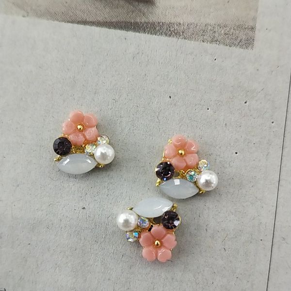 

opal crystal cluster with daisy 3d nail charm 10mm orange rose-pearl-crystal cluster nail charms (100pcs) ivory rose / pearl /, Silver;gold