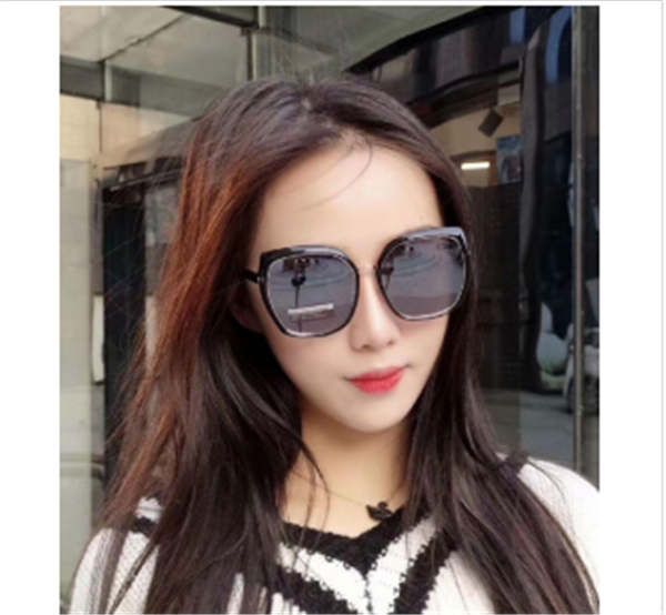 

fashion rimless buffalo horn glasses sunglasses 2019 summer styles mens designer sunglasses for men women clear lens with original, White;black