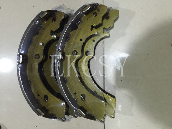 

for great wall wingle 3 wingle 5 gwm steed 2wd rear brake pads brake shoes