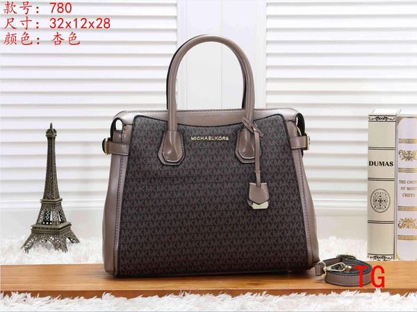 

2019 Design Handbag Ladies Brand Totes Clutch Bag High Quality Classic Shoulder Bags Fashion Leather Hand Bags C000302