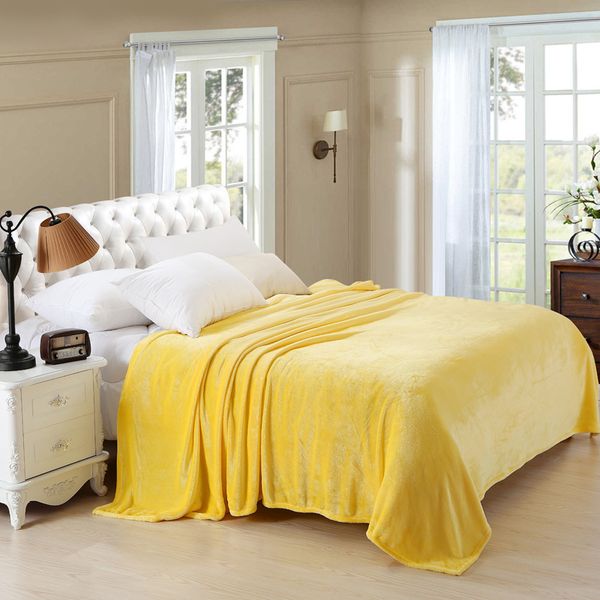 

summer yellow blanket thin blanket air conditioning flannel office sofa nap vacation camping travel aircraft