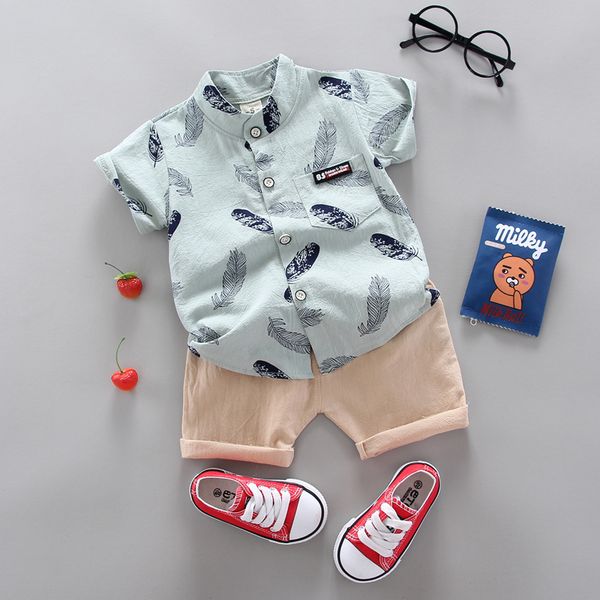 

patpat 2020 new summer 2-piece baby toddler boy stylish feather print shirt and solid shorts sets short-sleeve t-shirt clothes, White