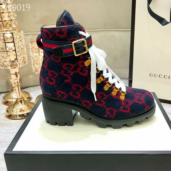 

2020 classic autumn and winter martin boots women's comfortable fashionable mid-heel comfortable short boots factory direct sales, Black