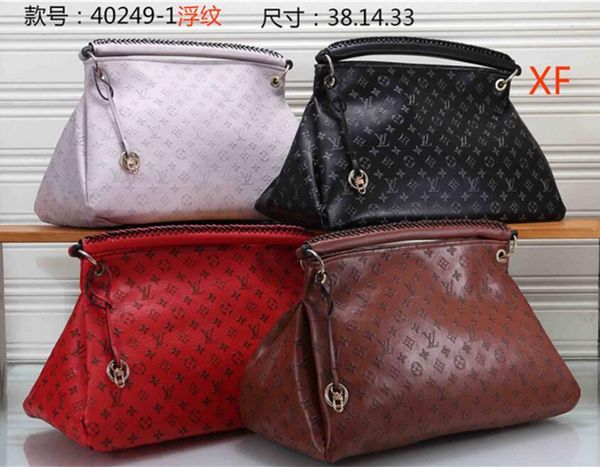 

2020 fashion new famous designer men and women shoulder bag messenger bag handbag wallet q11