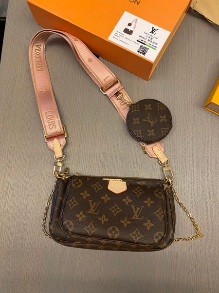 

selling the latest men and women shoulder bag messenger bag shoulder portable wallet backpack postage