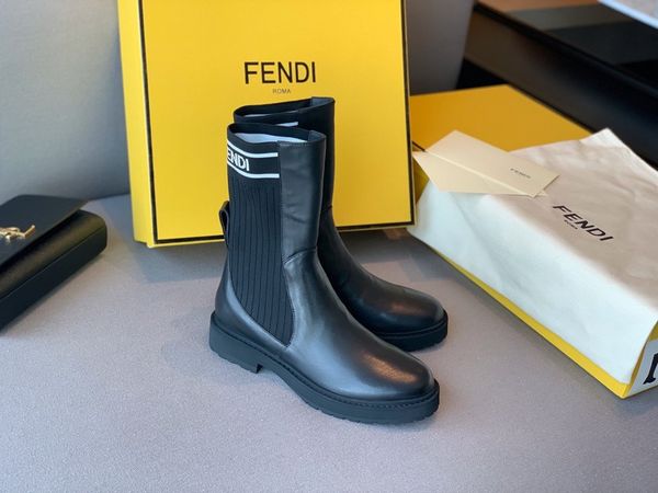 

new style high-end luxury ladies martin boots ankle boots fashion design brand classic pattern winter women's boots platform heel 5.5cm, Black