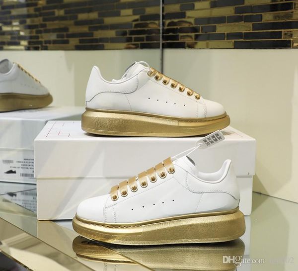 

2019 black white platform classic designer shoes casual sports skateboarding shoes womens sneakers velvet trainers xj19090102