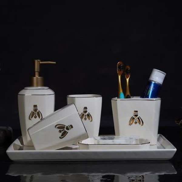 

fashion bee design new bath bottles suite creative household cracks porcelain toilet set high grade simple trace gold sanitary ware suit