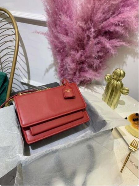 

fashion women's bag 2019 new lock small square bag chain cross-slant shoulder wine god source manufacturers