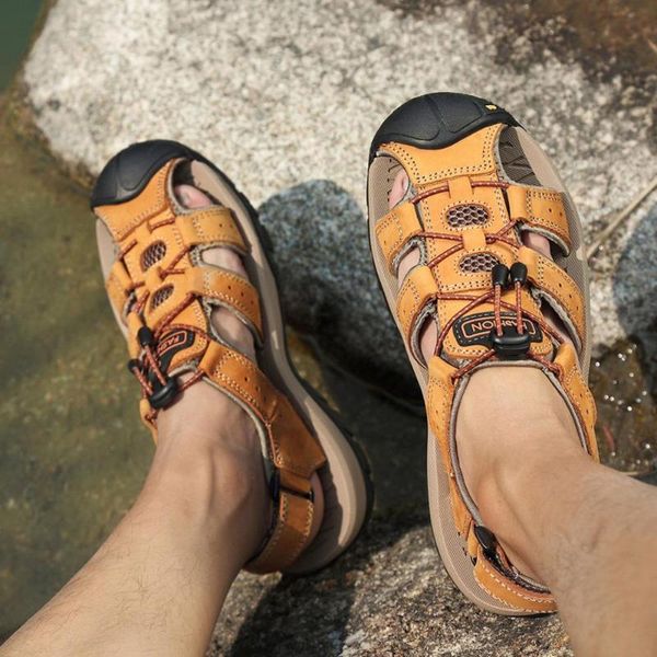 

gomnear men outdoor sandals summer breathable beach shoes soft walking hiking sandals antiskid footwear male roman sandalias, Black