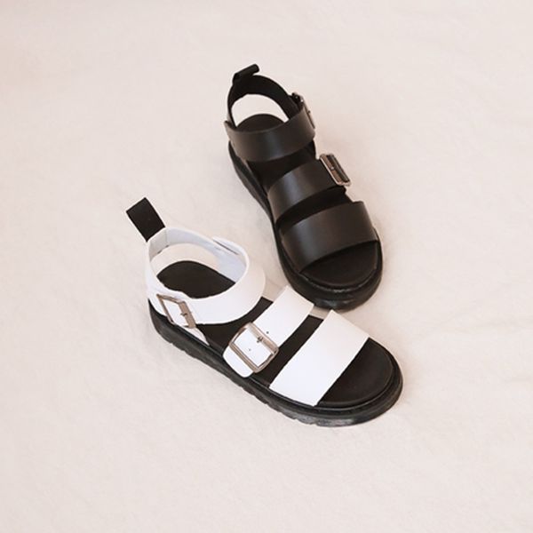 

women sandals with wedge platform and front and rear buckles, Black