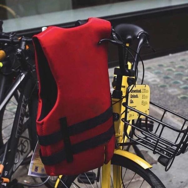 

18fw box logo life vest red sleeveless jacket swimming boating jacket men women travel coats fashion outerwear s-xl hfttpj002, Black;brown