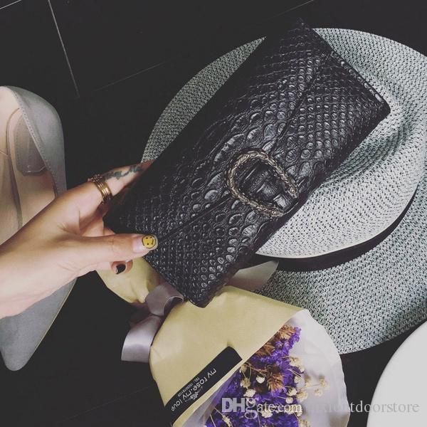 

tote out wallets wallet snake handbags buckle women bags serpentine purses women embossed buckle pu ckokl, Red;black