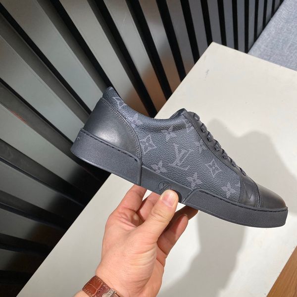 

2020 r match-up sports shoes series men's fashion trend outdoor sports shoes comfortable and breathable sports overall lightweigh