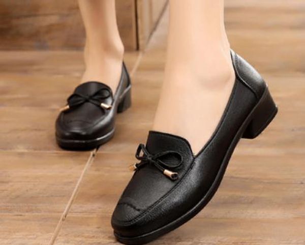 

2019 women's shoes in spring and autumn with new style low heel round head bowknot mother shoes#110, Black