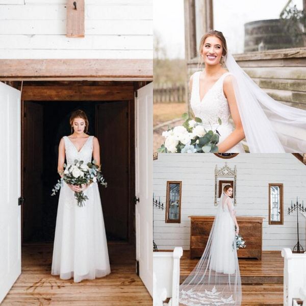 

2019 lace appliqued bohemian wedding dress in stock vintage v neck open back beach boho country plus size bridal gown cps304, White