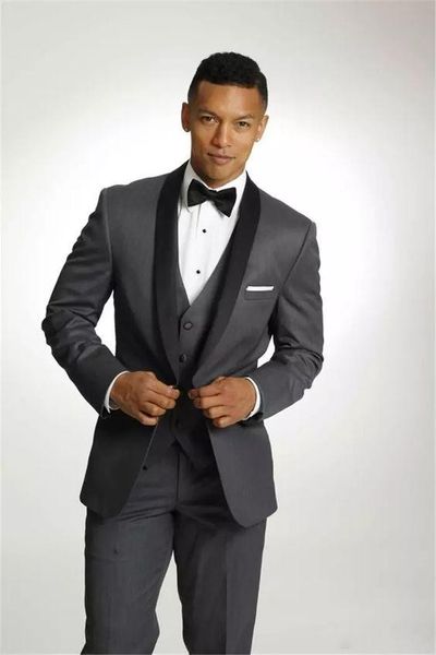 Acheter Tuxedos De Mariage Populaire Hommes Gris Foncé Revers Noir Un Bouton Smoking Marié 2019 Style Hommes Dîner Costume 3 Pièces Costume Veste