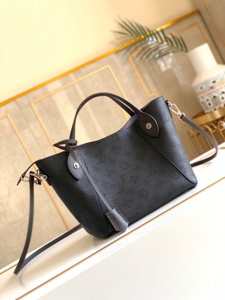 

new ladies handbag high-end custom quality high capacity handbag bucket bag fashion style silver metal accessories with detachable 1 long