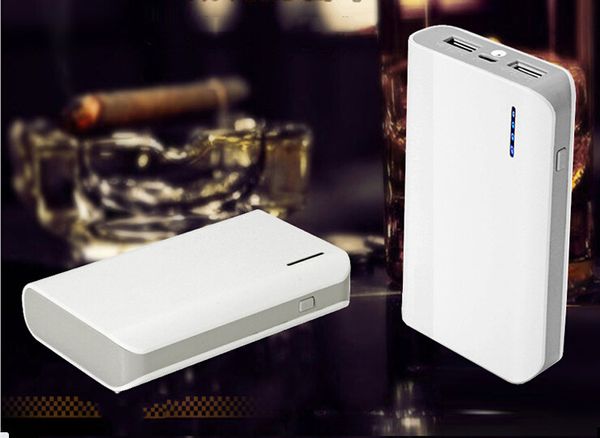 Ultradünnes 8400-mAh-externes Akku-Ladegerät, Powerbank, tragbar, schlank, ultradünn, für Dual-USB-Universal-Handy, iPhone 5, 6