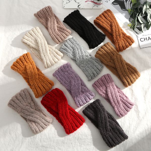 

горячий конструктор ободков шерсть осень и зимой тепло женской моды вязать сплошной цвет hairband принадлежнос, Silver