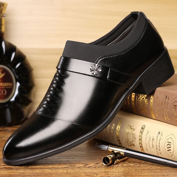

2019 classic man pointed toe dress shoes mens patent leather black wedding shoes oxford formal warm big size