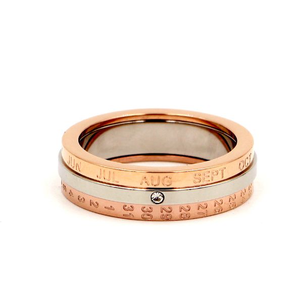 

2019 new fashion ladies charm temperament can rotate between the gold titanium steel rose gold calendar digital letter rose gold ring couple