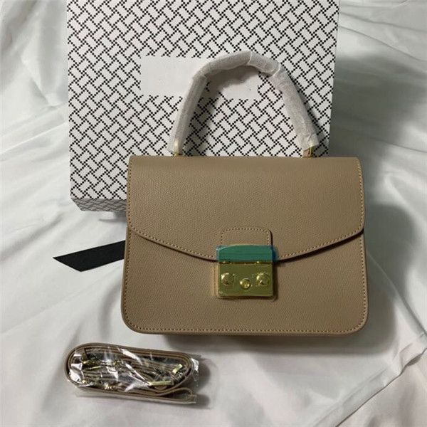 

2020 новая мода кожаная сумка моды дамы сумка классический досуг сплошной цвет маленький квадратный мешок в руке