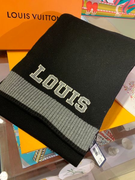 

luxury couple 30*180cm the latest letter sports wool scarf, the thick thick yarn of the fabric is moist and shiny, very clean and fresh, Blue;gray