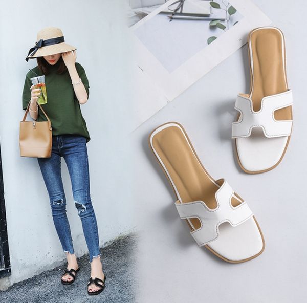 

2018 ummer new tyle cool lipper wear flat beach word lady andal and lipper female ummer outdoor andal