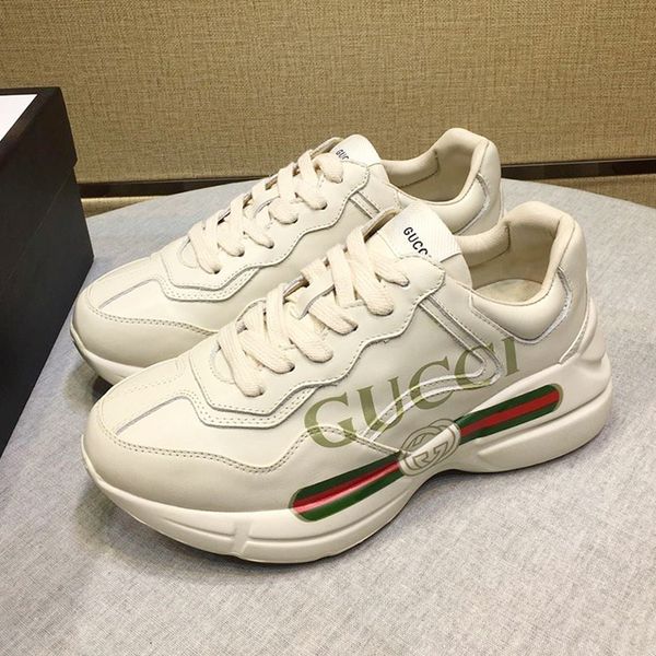 

Sapatos ocasionais hehihaa