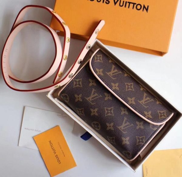 

classic one-shouldered diagonal bag for 2020 fashion ladies is small and practical