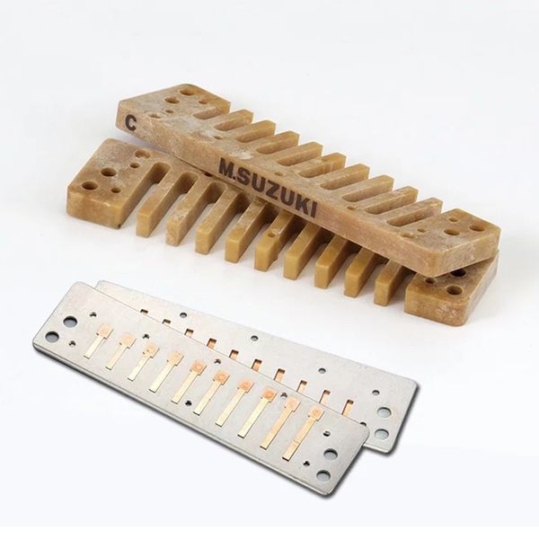 

suzuki m20 manji diatonic harmonica 10 holes 20 notes blues harp key of c d professional quality japan musical instruments m-20
