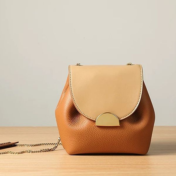 

2019 head layer cowhide small single shoulder portable genuine leather woman