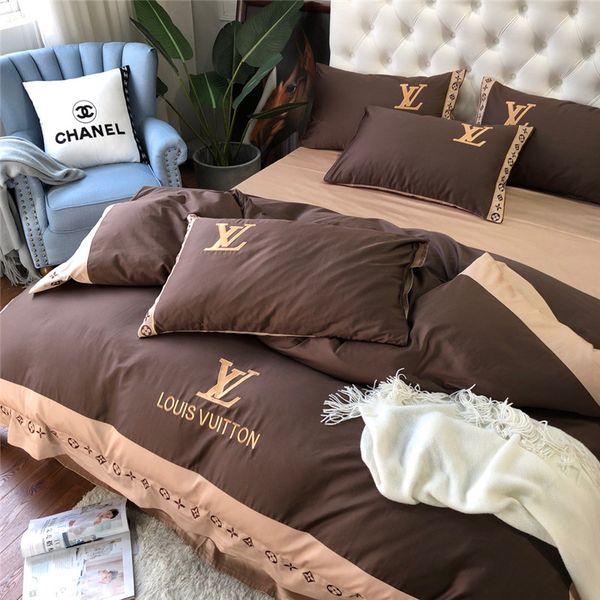

Wide tripe flower bedding et new come 60 cotton brown letter de ign bed heet europe and america in vogue