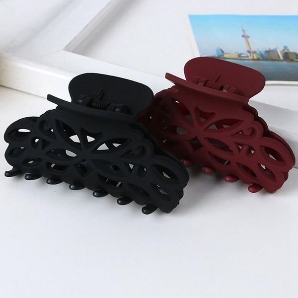

2pcs solid color fashion hollow butterfly women hair claw clip gripper barrette