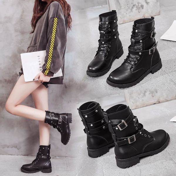 

2018 winter large size belt buckle flat bottom short boots lace rivet round head locomotive boots women, Black