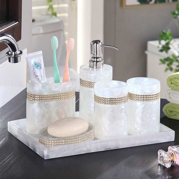 

newyearnew creative bathroom set or single bathroom accessories tissue box with crystal emulsion bottle decoration wedding gifts