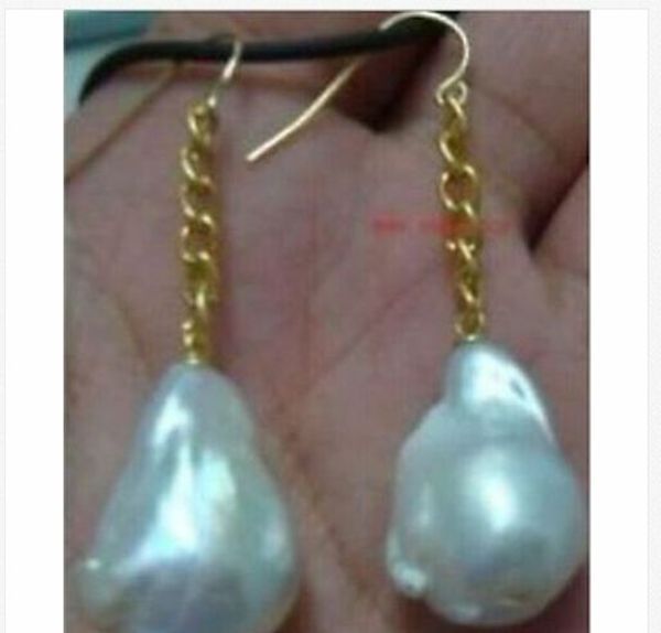

charming pai of 20-25mm south sea white dangle earring 14k, Golden;silver