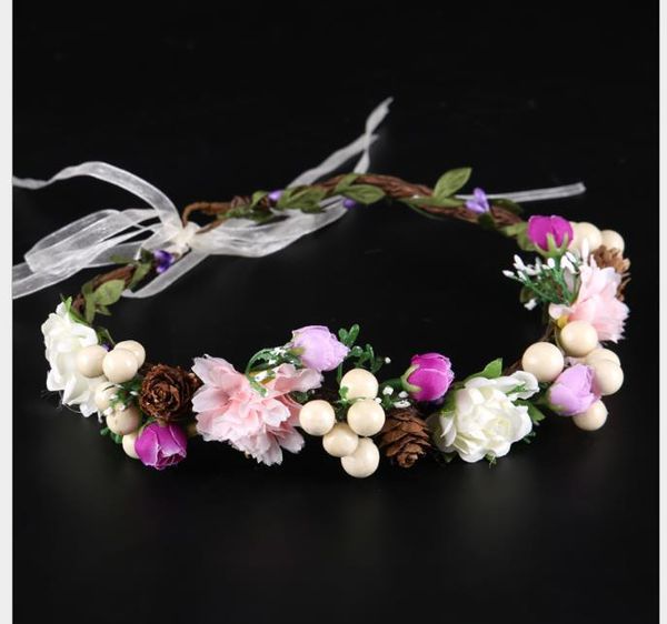 

beach wreath headdress p shoot of the origin of the bride's headdress, Slivery;golden