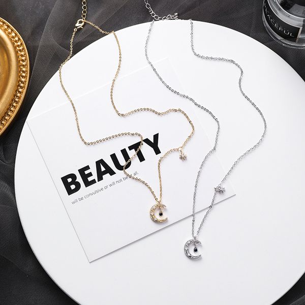 

2019 korean fashion water drop moon pendant necklace micro inlaid zircon popular simple short crescent clavicle chain gift, Golden;silver