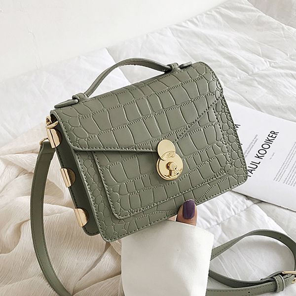 

green matcha crocodile pattern pu leather crossbody bags women 2019 small chain handbag small bag hand bag ladies shoulder bags